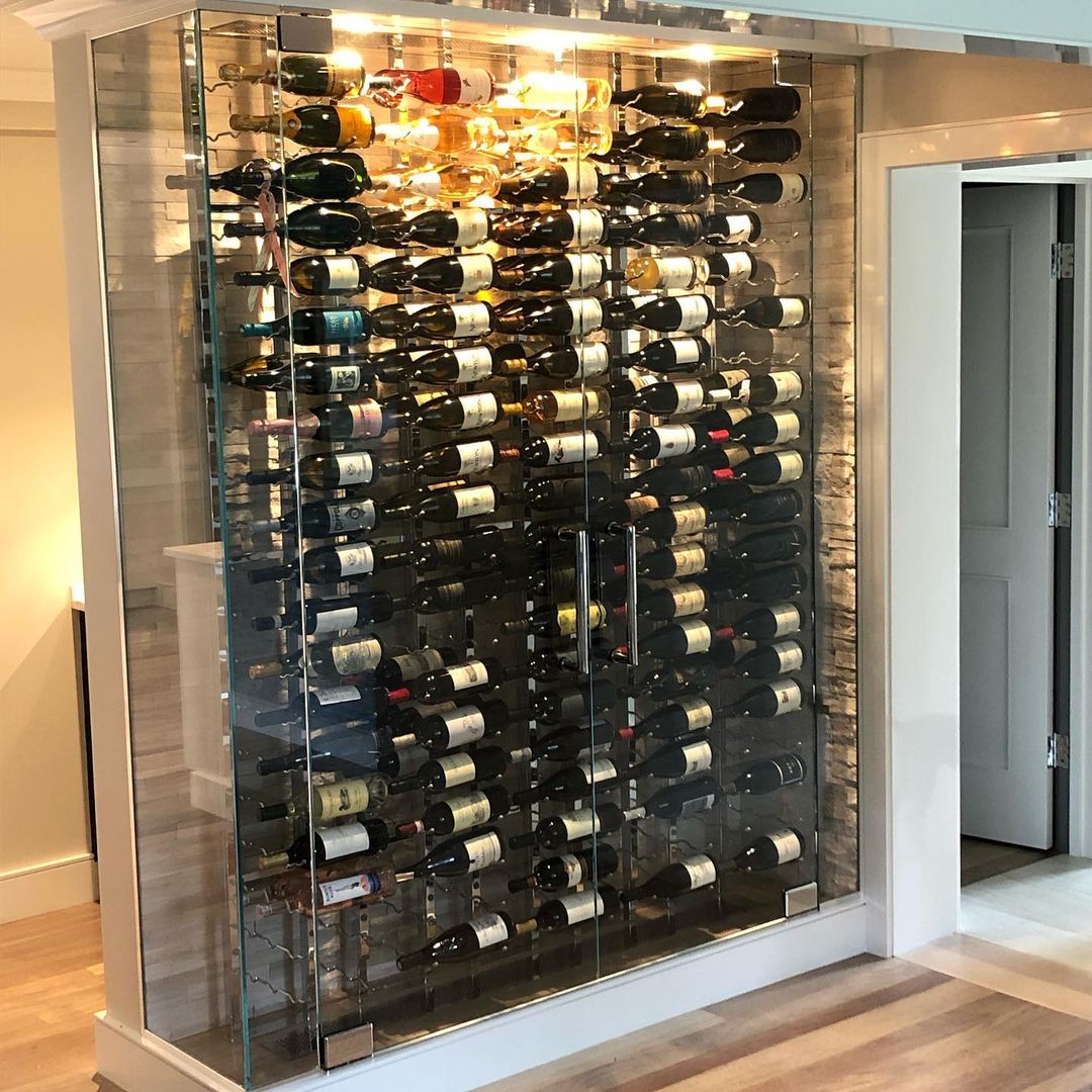 Wine Display Glass